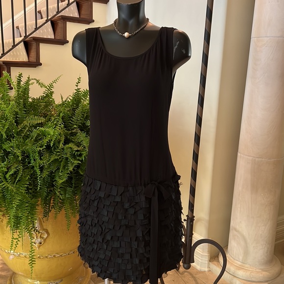 Robbi & Nikki Cocktail Dress - Picture 2 of 5